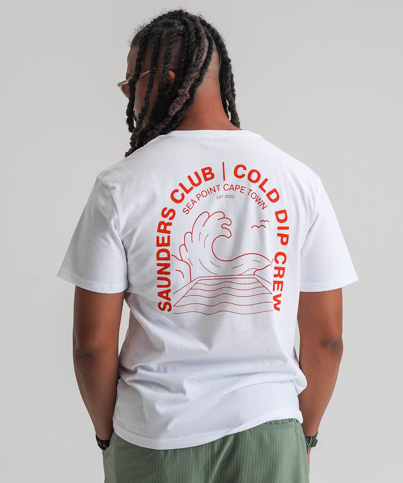 The Arch T - Saunders Club